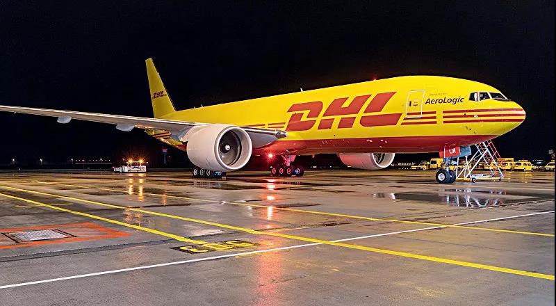 航空业“至暗时刻”仍在持续，国际快递巨头如何应对？